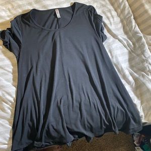 LulaRoe Perfect T